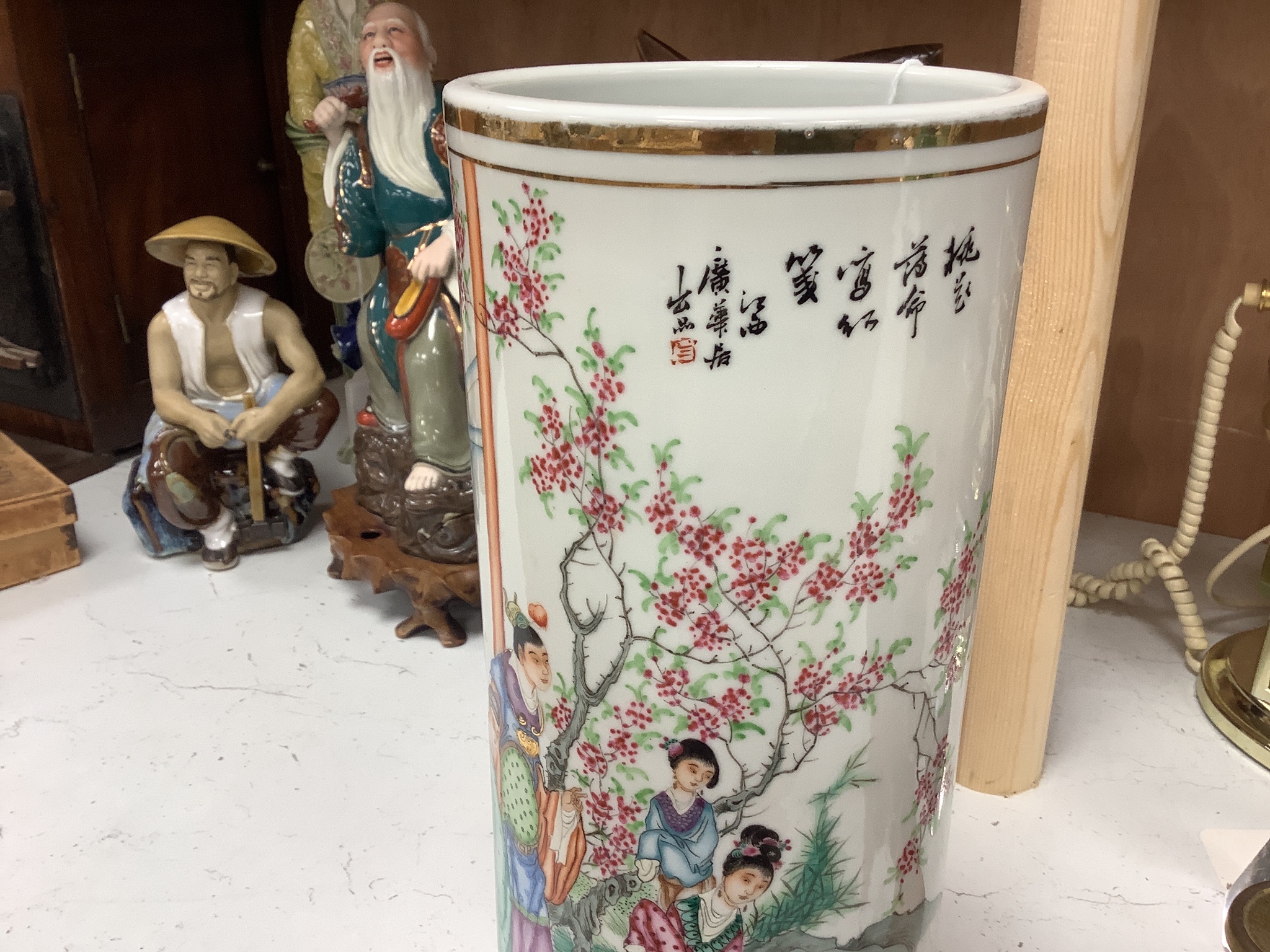 A modern Japanese lacquer dish, diameter 38cm, a vase, various hardstone carvings, etc.